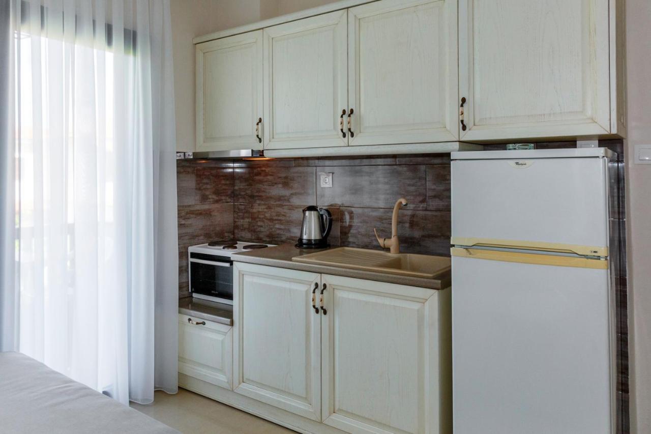 Apartments Kassandrinos-Maria Nikiti  Extérieur photo